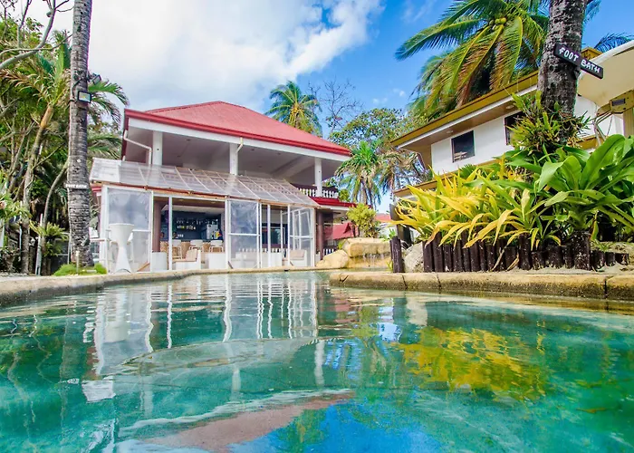 White House Beach Resort