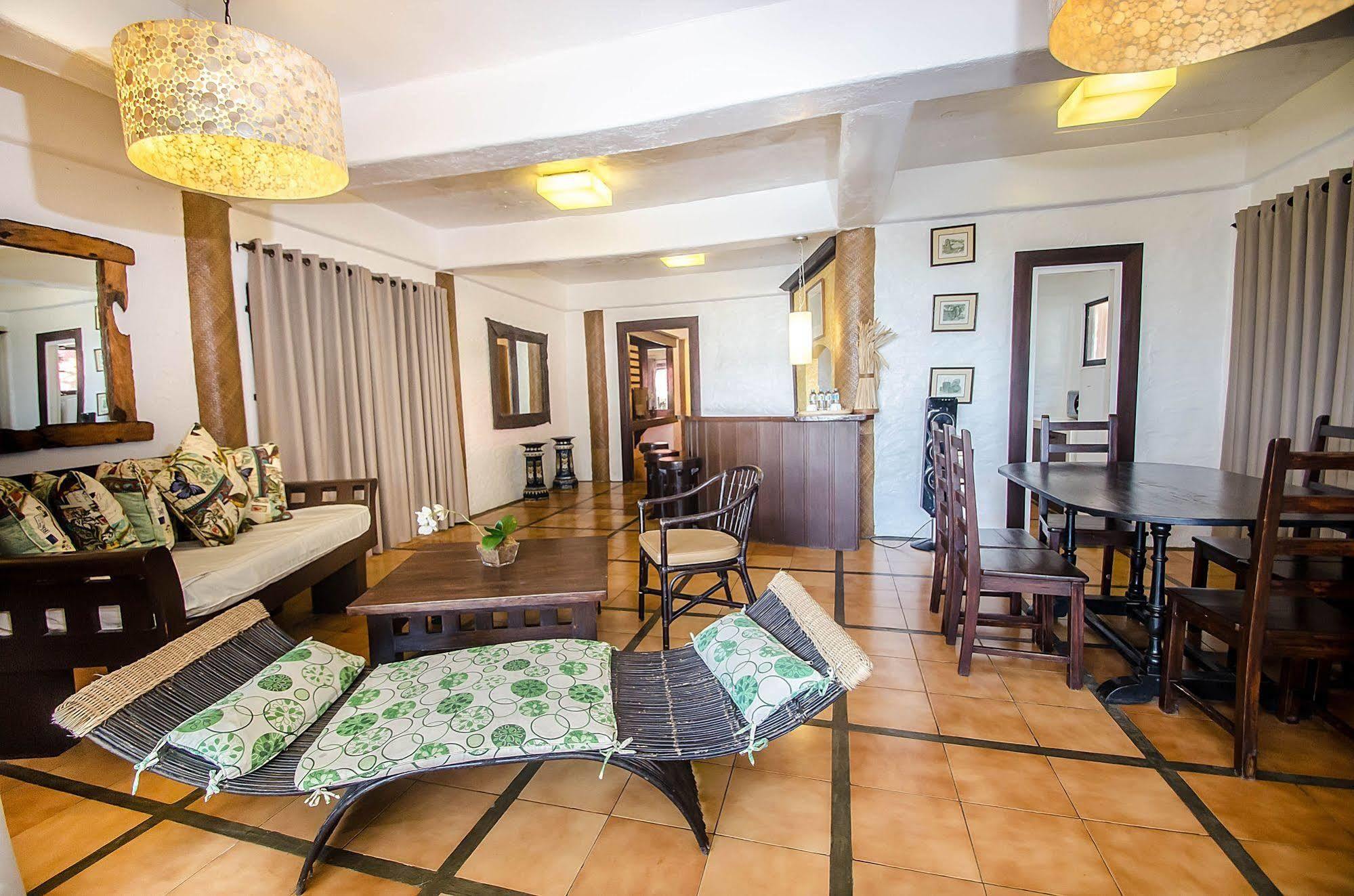 White House 3* Balabag (Boracay)